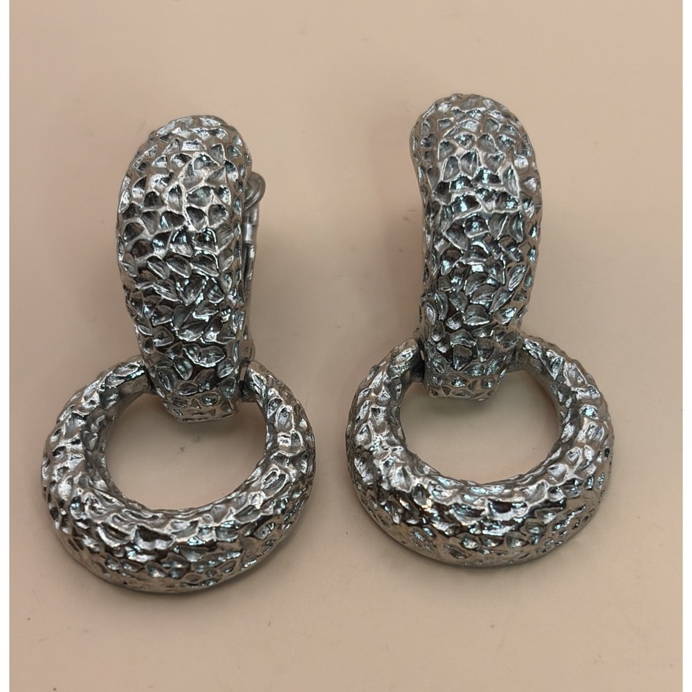 Vintage Sarah Coventry Textured Metal Clip On Silver Tone